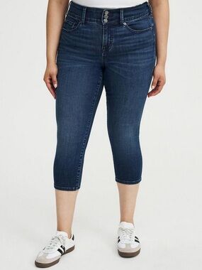 Torrid Skinny Jegging High-Rise Capri Jean